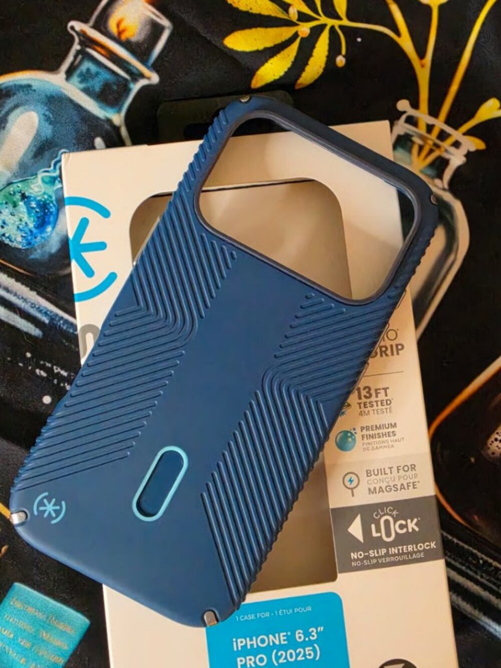 iPhone 17 Pro Speck Case